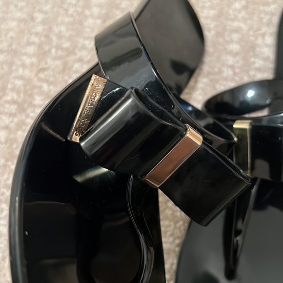 Michael Kors Bow Sandals - Picture 6 of 11